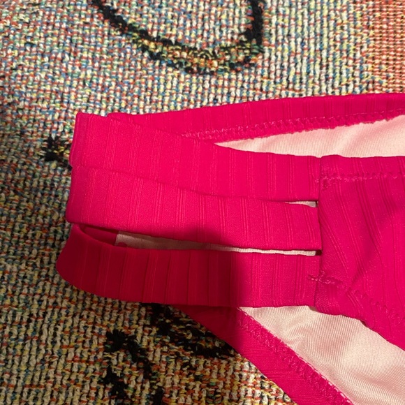 Shade & Shore Pink Bikini Set - Picture 2 of 4